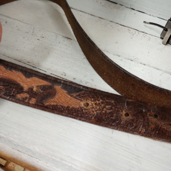 Dockers Brown Tan Leather Embossed Belt Men's 42"-48". - Picture 5 of 8